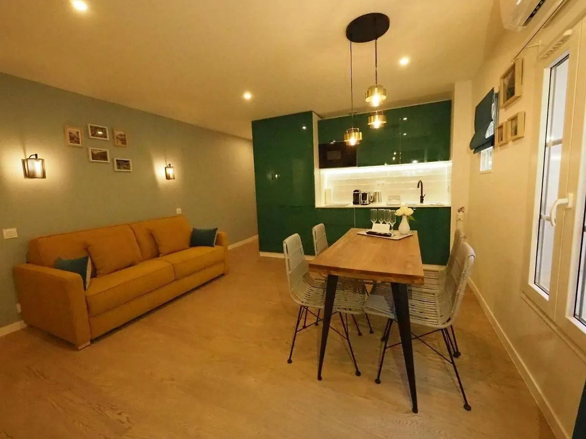 Bastille Chicsuites
